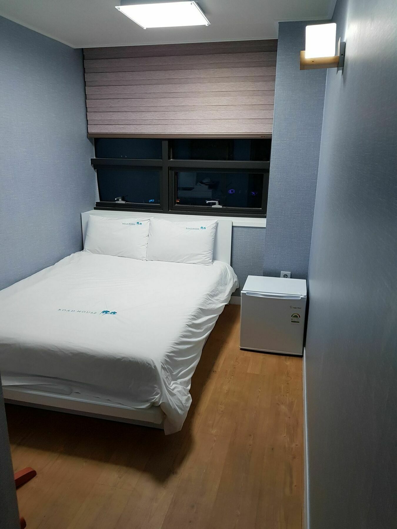 Roadhouse Hongdae Shinchon Hotel โซล ภายนอก รูปภาพ