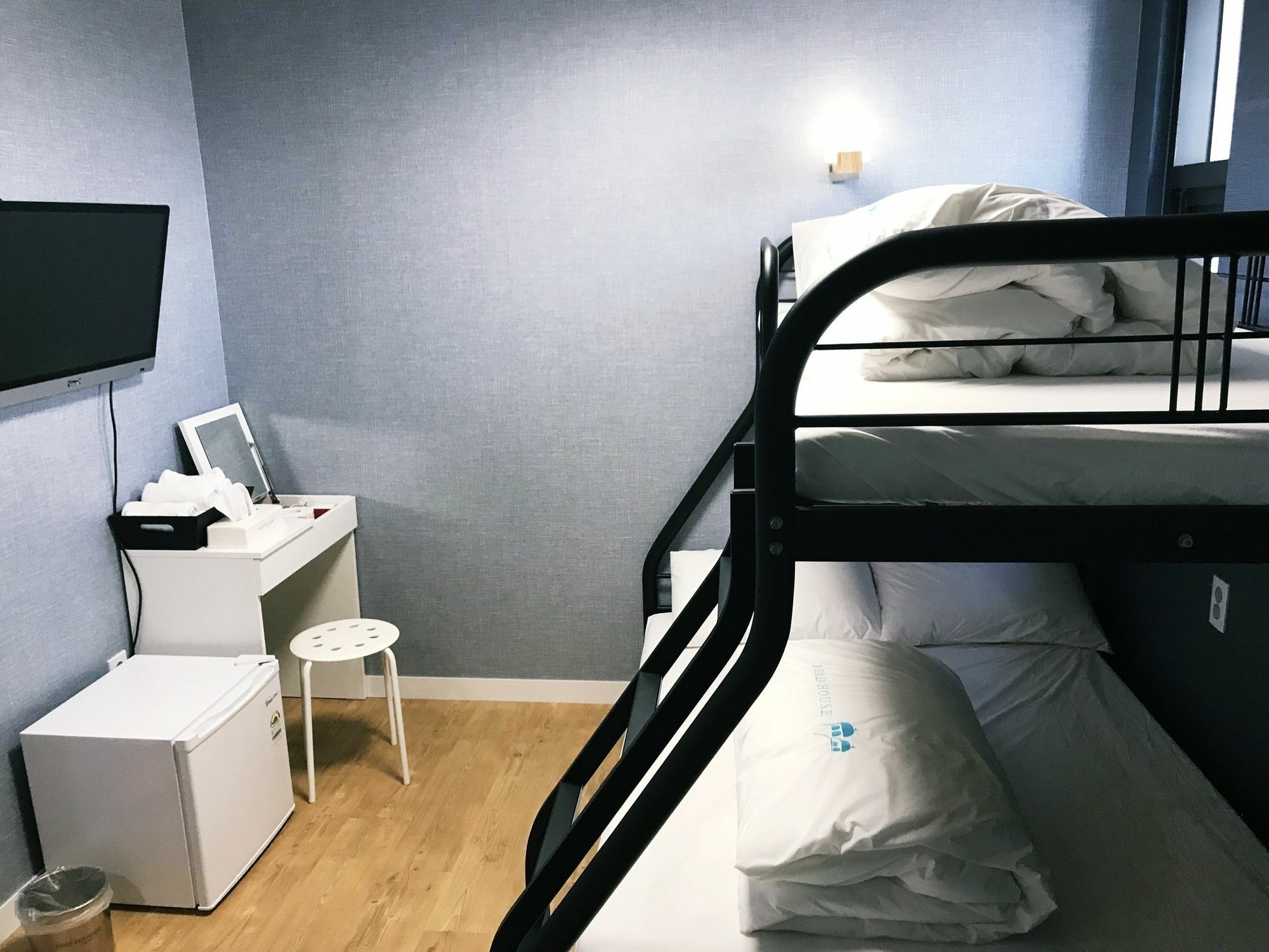 Roadhouse Hongdae Shinchon Hotel โซล ภายนอก รูปภาพ
